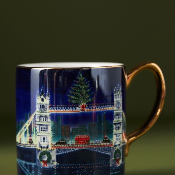 NWT 2023  Anthropologie Holiday  In The City London Mug - Picture 2 of 3